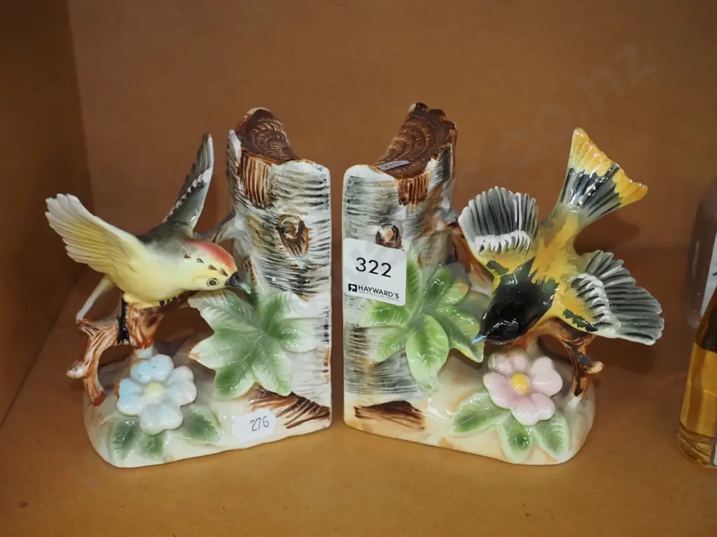 ceramic bird themed book ends Image 1++