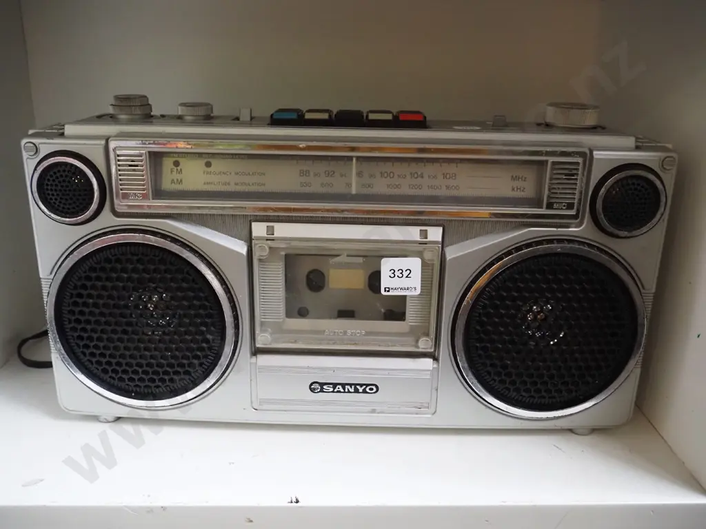 Sanyo radio cassette player Image 1++