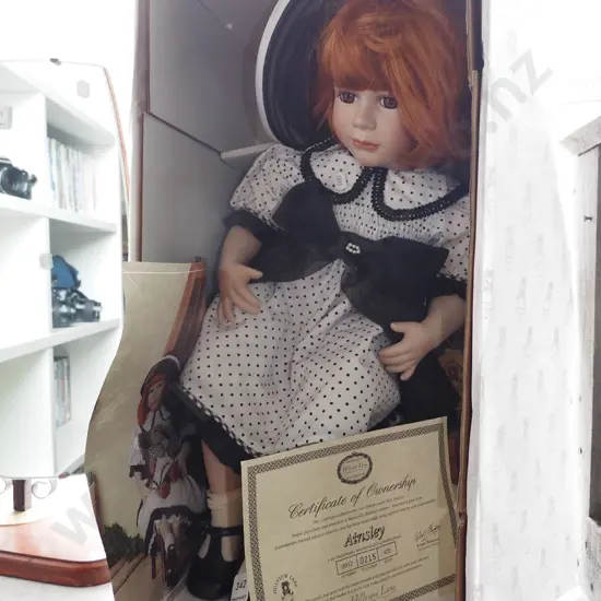Hillview Lane display doll - Ainsley