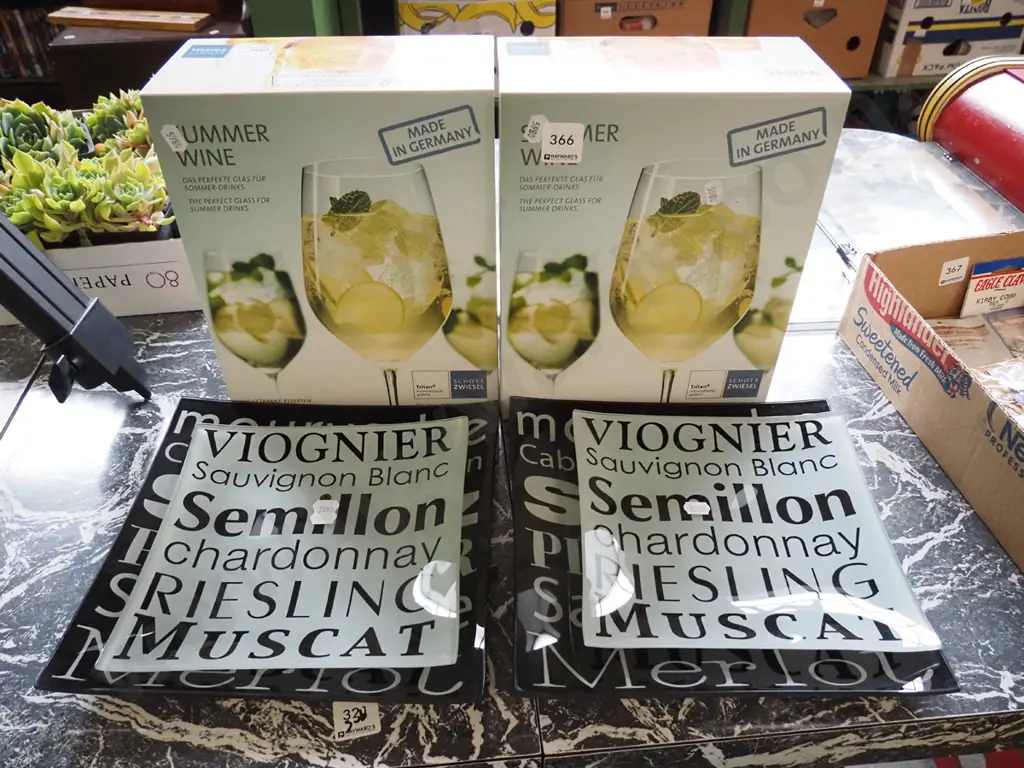 4x square glass plates, 2x boxes of as-new wine glasses Image 1++