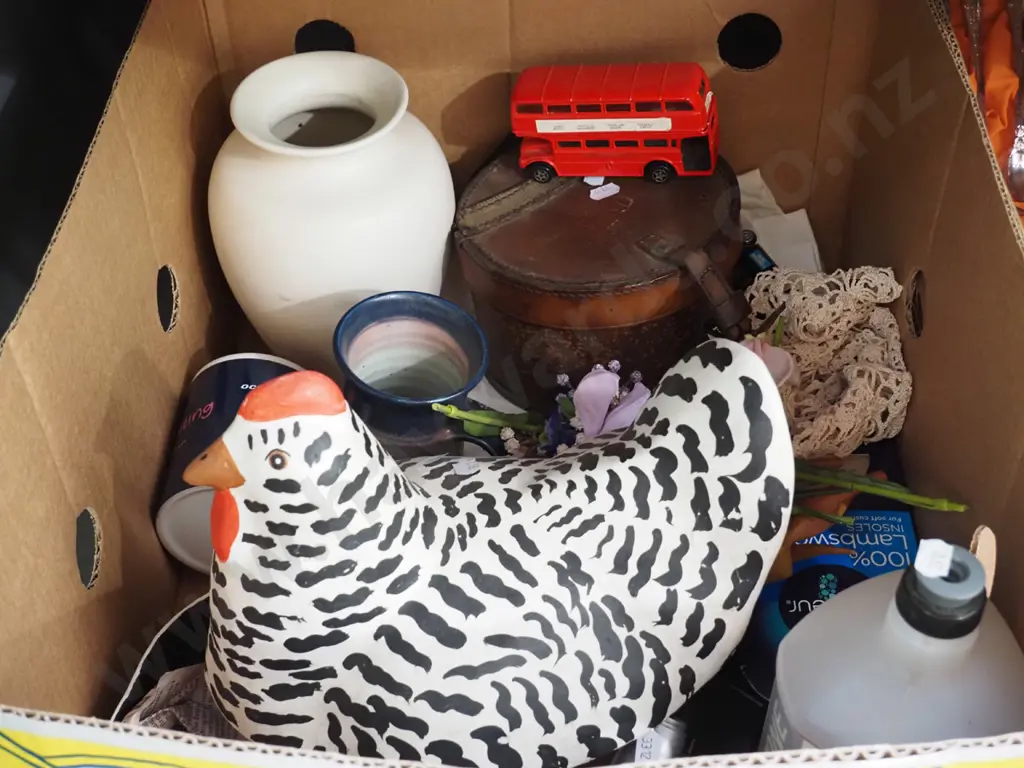 box; paper mache happy hens storage canister, leather collar box, cups etc Image 1++