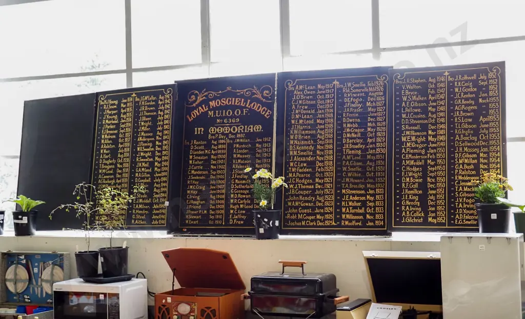 very large Loyal Mosgiel Lodge Number 6369 Honours Board  Image 1++