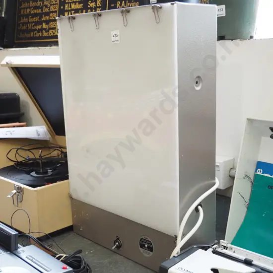 illuminated x-ray viewer