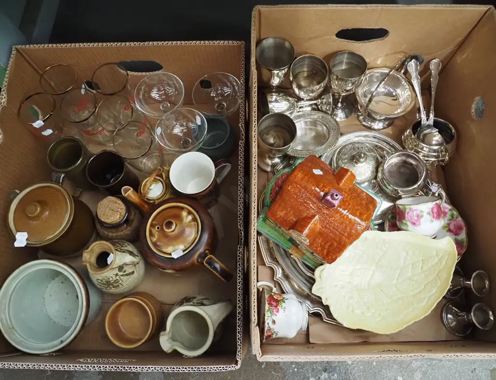 2x boxes; glasses, teapots, leaf dishes, Royal Albert trio etc - yellow dots Image 1++