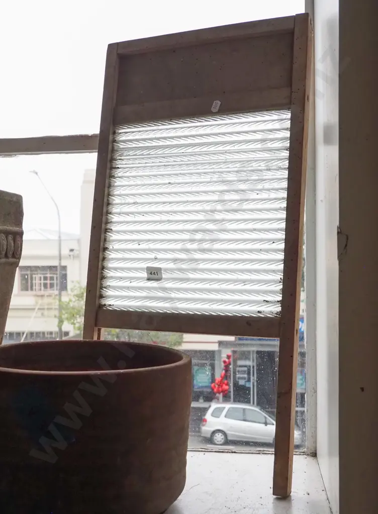 glass washboard -some borer Image 1++