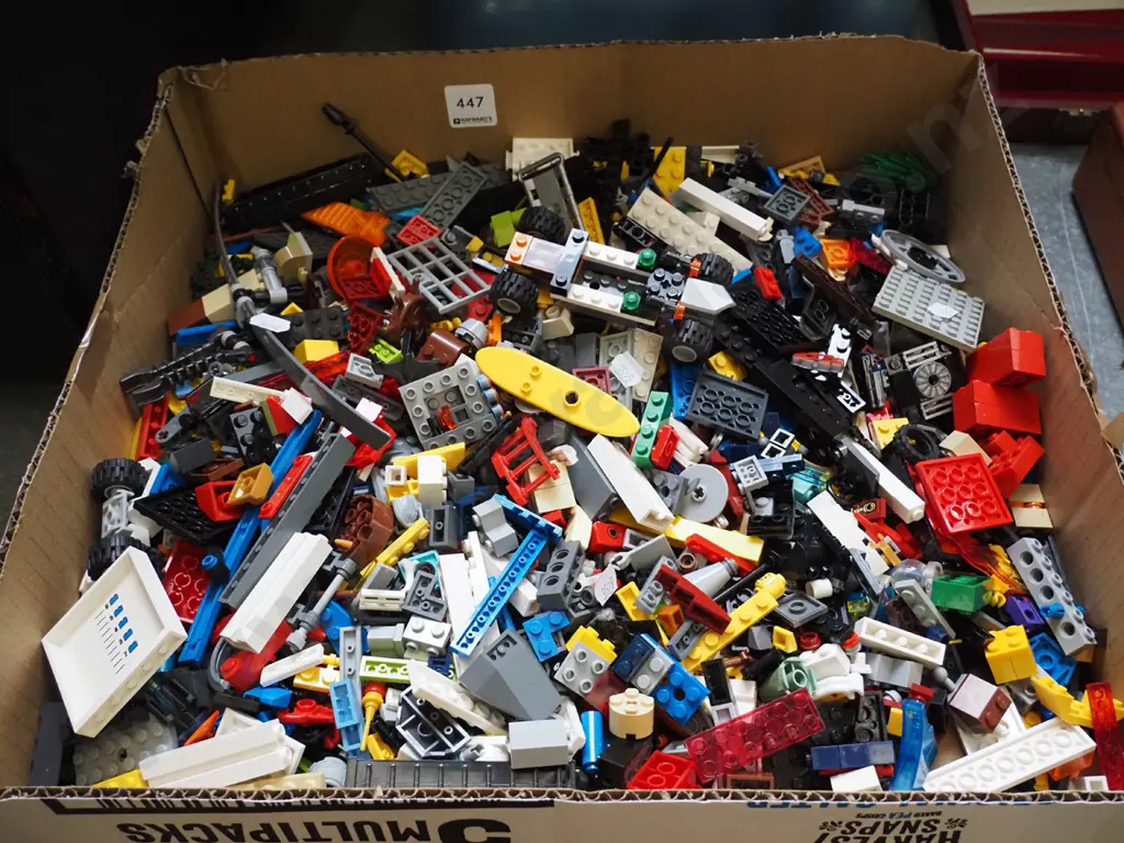 box of Lego Image 1++