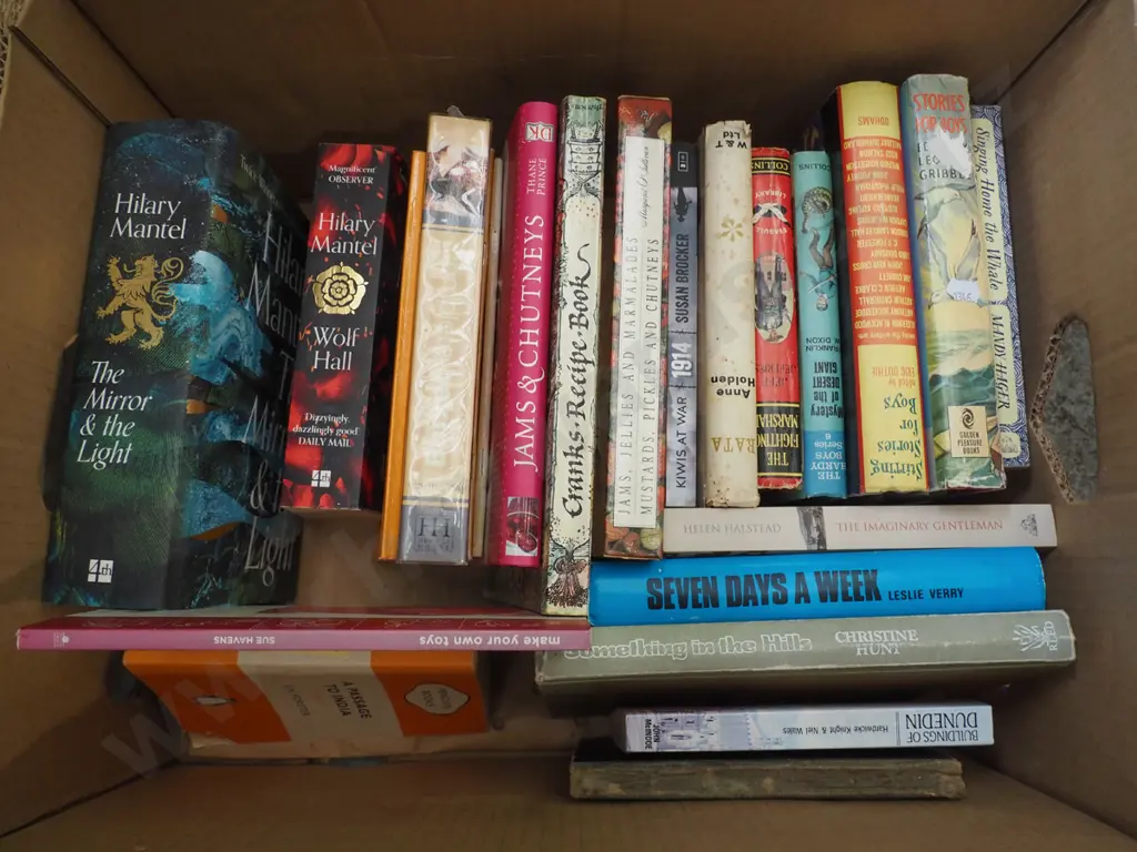 box of books Image 1++