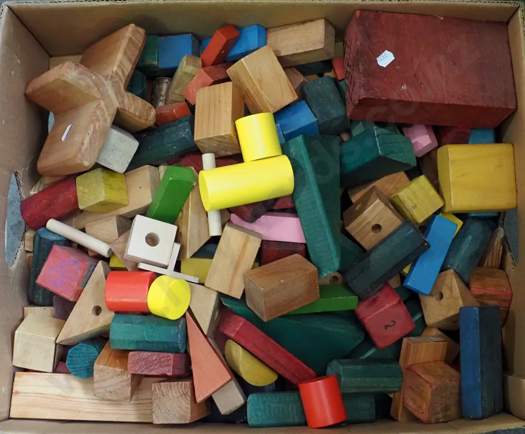 box of children's wooden blocks Image 1++