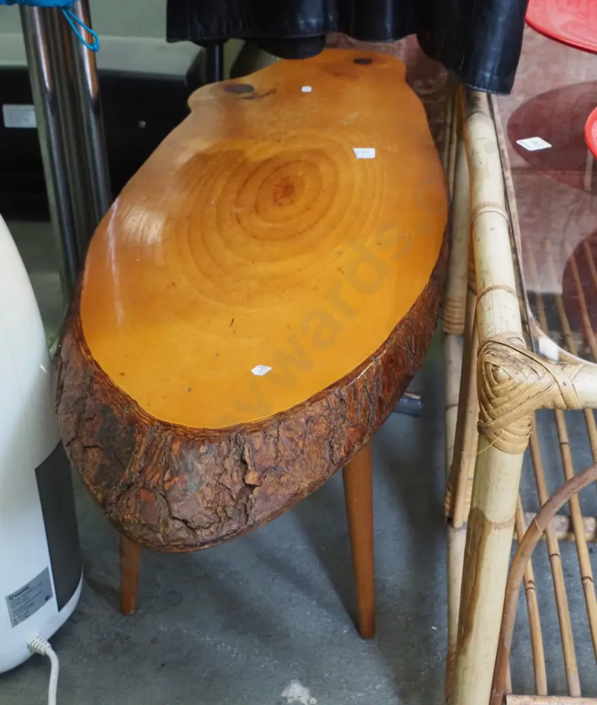 wooden rustic coffee table Image 1++