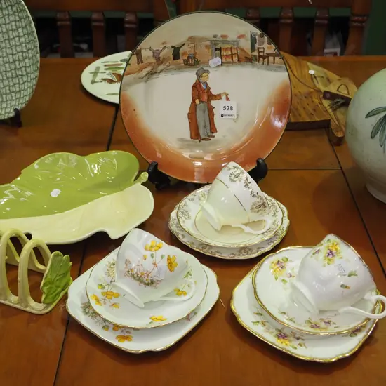 Royal Doulton Artful Dodger bowl, Carlton ware leaf dish, toast rack, 3 trios