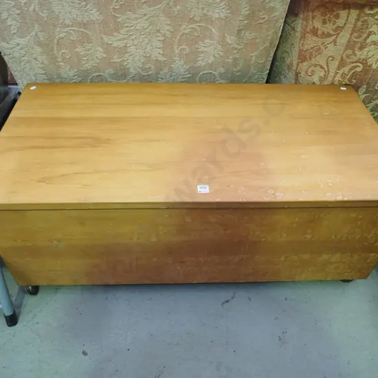 solid rimu blanket box - water staining H-400 W-1040 D-510