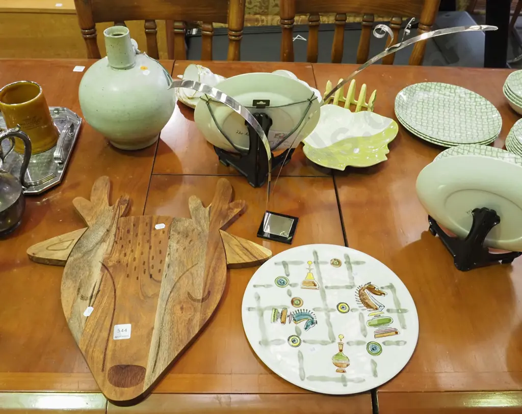 wooden stag themed serving dish, retro Japanese cake plate, metal ornament Image 1++