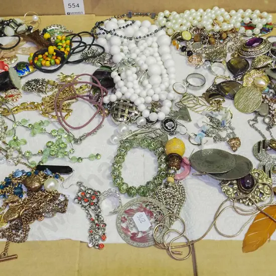 tray of costume jewellery