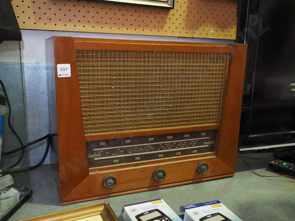 wood cased mantle radio Image 1++