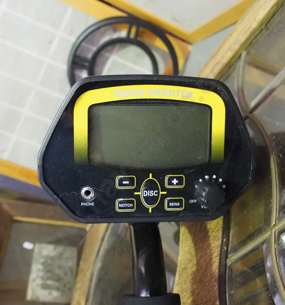 metal detector Image 1++