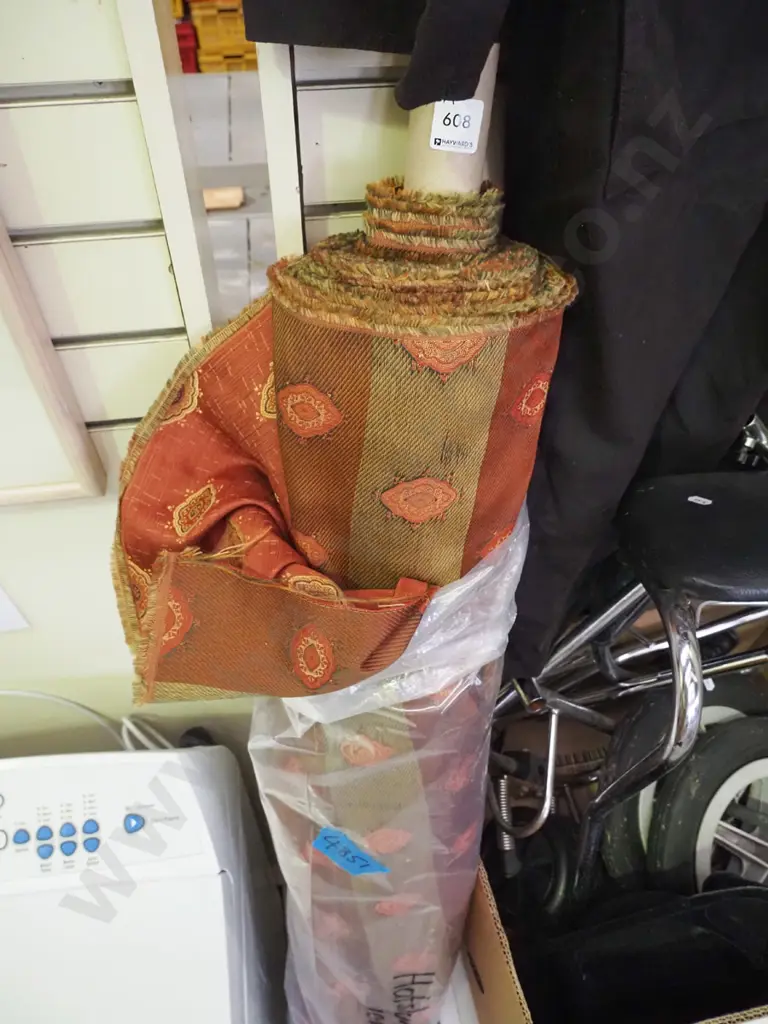 large bolt of upholstery fabric Image 1++