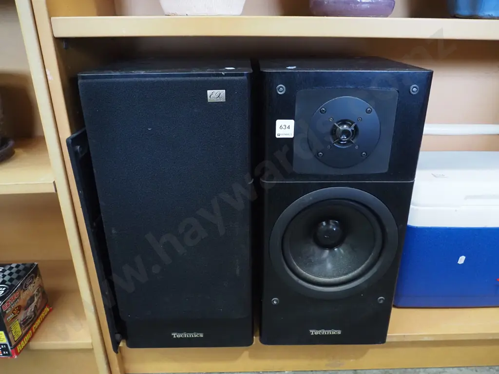 2x Technic speakers Image 1++