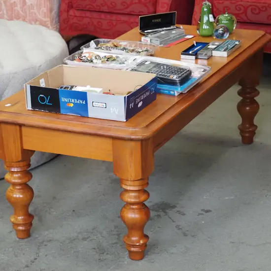 solid rimu turned leg coffe table