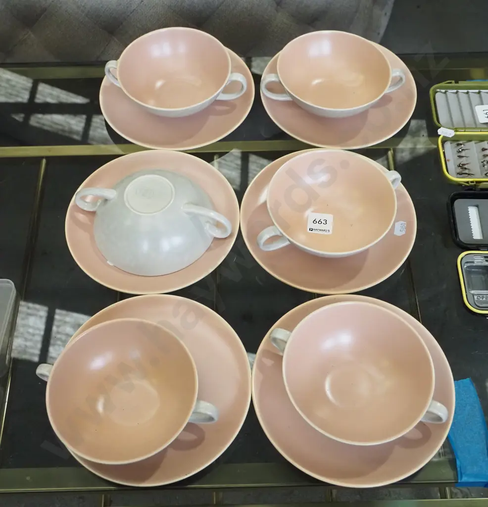 6x Poole soup bowls and plates Image 1++