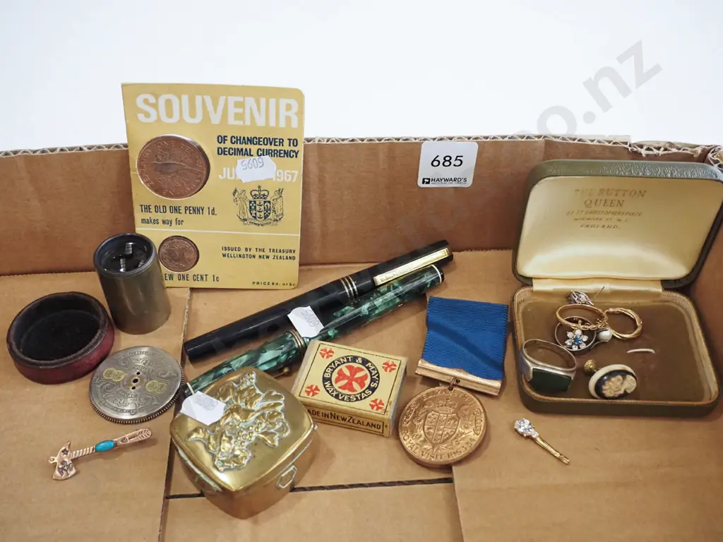 box; rings, trinket box, coronation medal, pens etc Image 1++