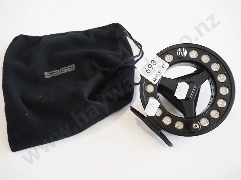 Sage fly fishing reel Image 1++