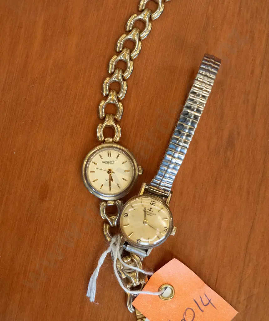 2x wristwatches Image 1++