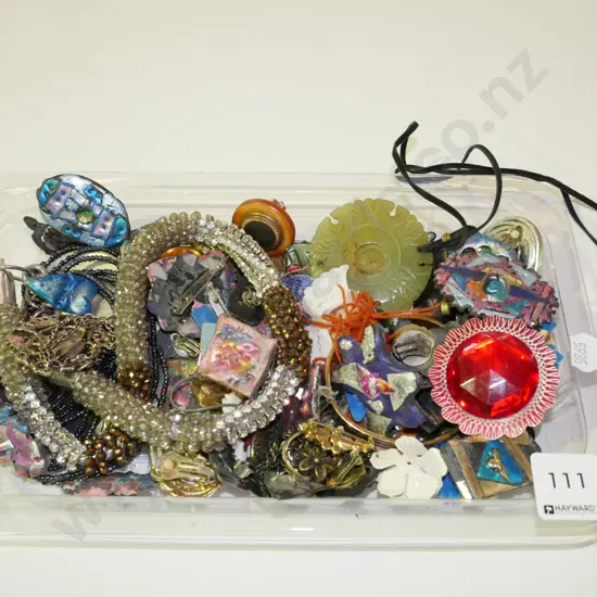 tray of costume jewellery