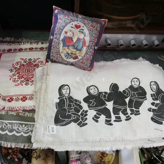 woven placemats, small cushion