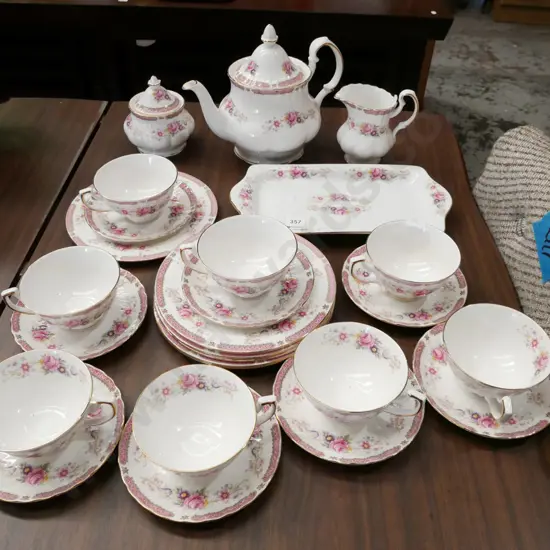 H.R Monno floral tea service 