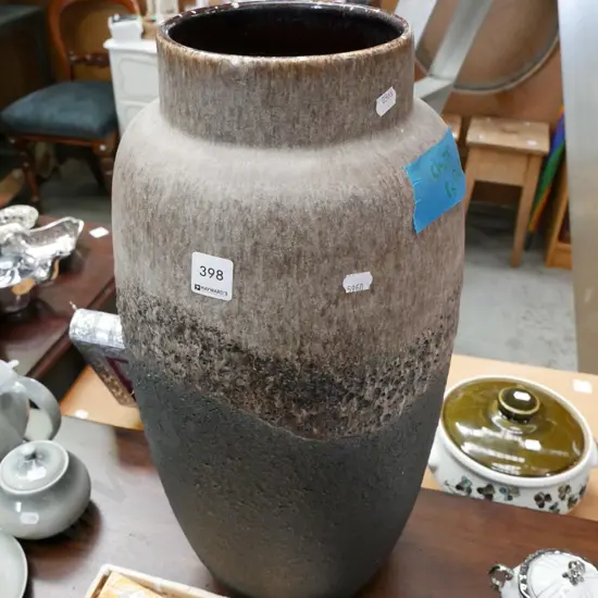 large German vase - chips and repairs H-520