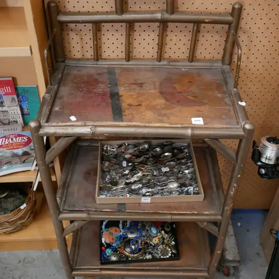 vintage bamboo 3 tier shelves - need attention