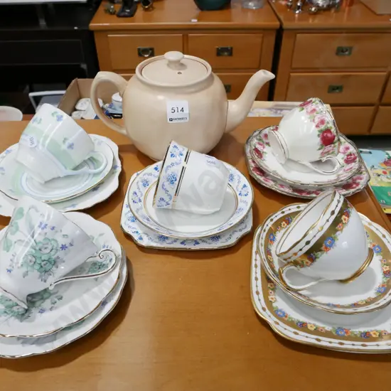 5x trios, Sadler teapot