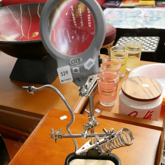 as-new soldering stand