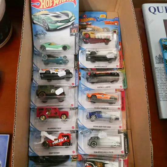 box of as-new carded Hotwheels