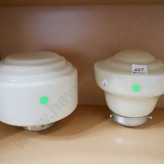 2x deco light fittings with journals - green dots