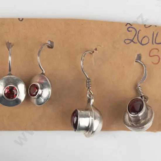 2 pairs garnet earrings