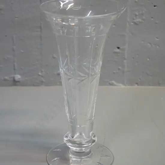 Stuart cut crystal trumpet shape vase H-220 D-110