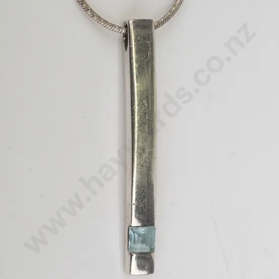 silver necklace with aquamarine all stamped 925