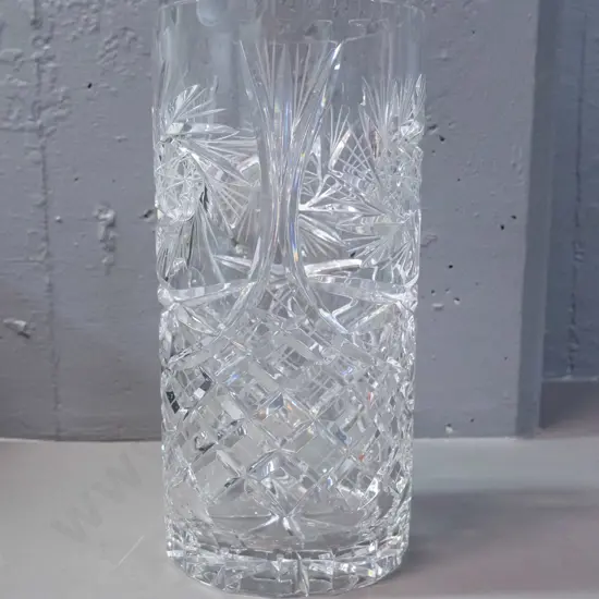 cylindrical heavy cut crystal vase H-255 D-155