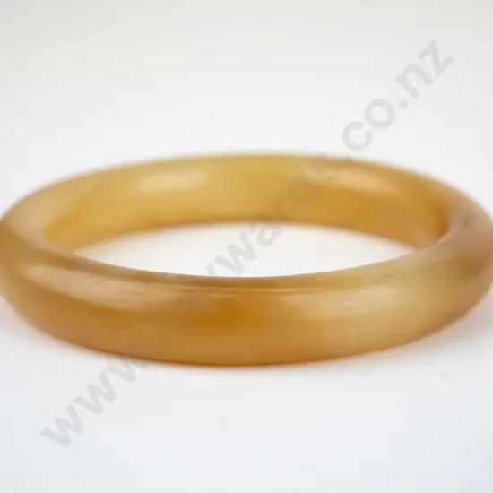 light coloured jade bangle