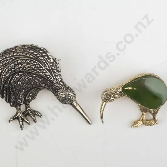 2 kiwi brooches