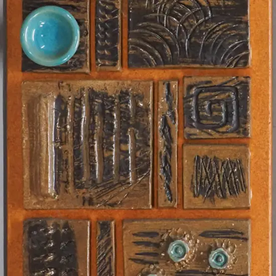 unsigned mid-century studio pottery artwork H-725 W-260