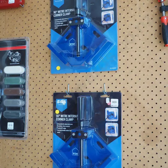 2x as-new SCA 90 degrees internal clamps