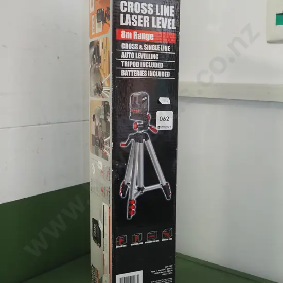 boxed as-new Ozito cross line laser level