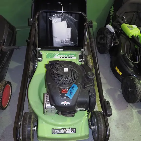 Lawn Master Briggs & Stratton 4 stroke lawn mower