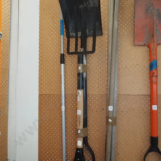 wide mouth shovel, fork