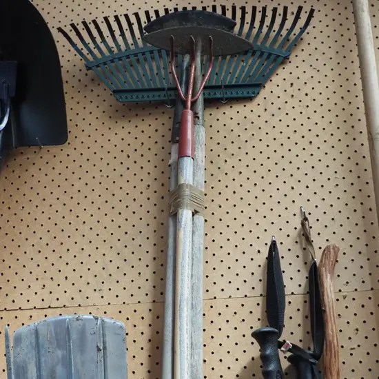 leaf rack, garden hoes, cultivator