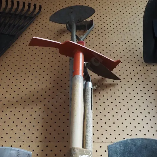 garden tools, hoes, grubber