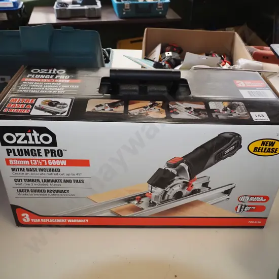 as-new Ozito plunge pro