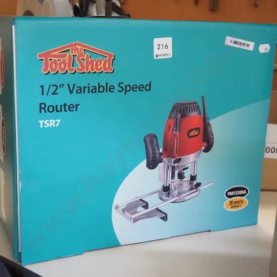 box as-new Tool Shed variable speed router